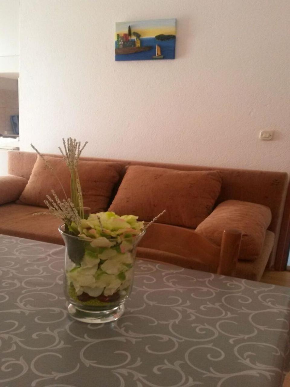 Apartments Mare - 30 M From Pebble Beach Seget Vranjica Kültér fotó