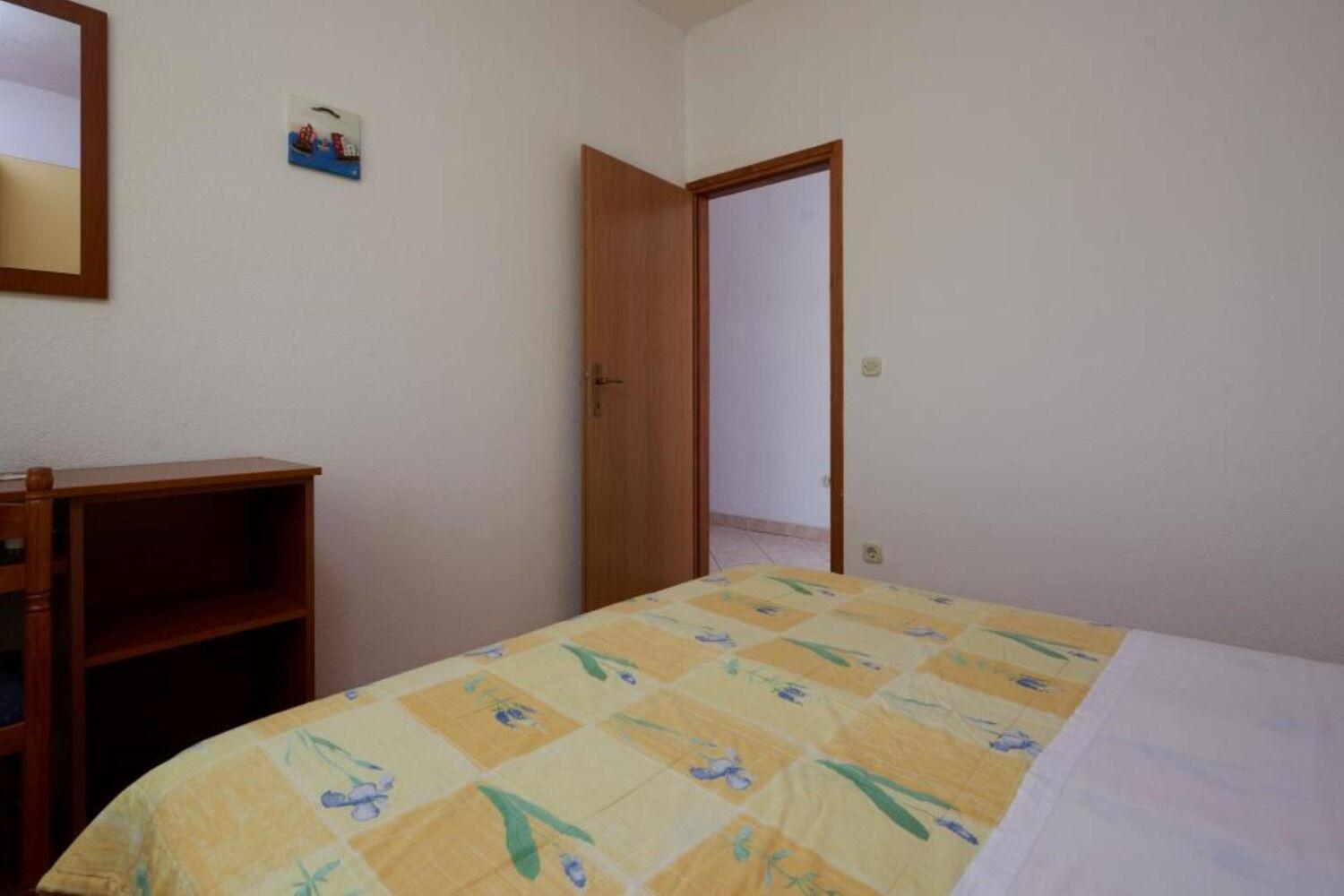 Apartments Mare - 30 M From Pebble Beach Seget Vranjica Kültér fotó
